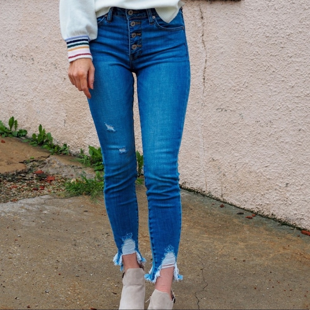 Kancan high rise button fly distressed skinny Jean